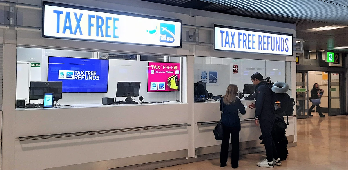 Nuevo local de cambio de divisas y devolución de IVA en la T1 del Aeropuerto Adolfo Suárez Madrid-Barajas.